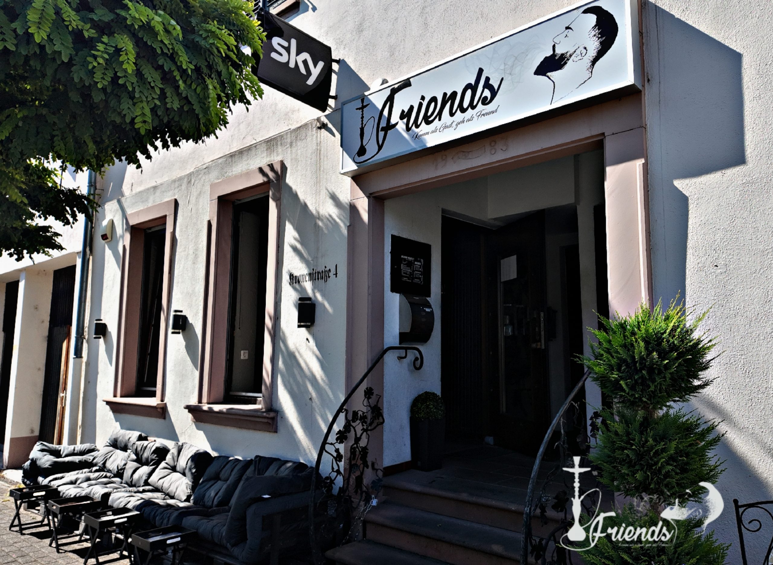 Picsart_24-08-27_18-05-38-030